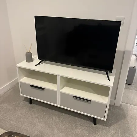 Modern & Stylish 1 Bedroom In Apartmán *