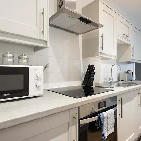 Modern & Stylish 1 Bedroom In * York