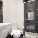 Modern & Stylish 1 Bedroom In * York